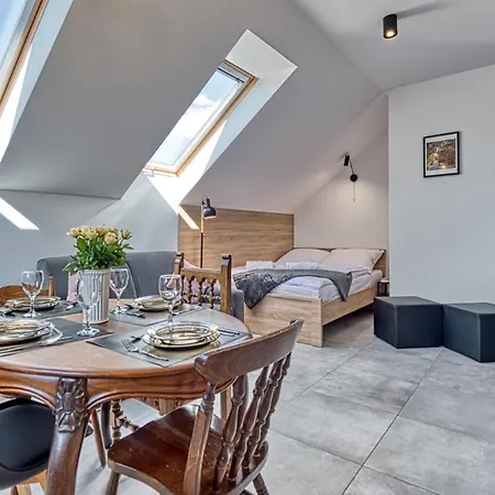 Izerska Apartamento *